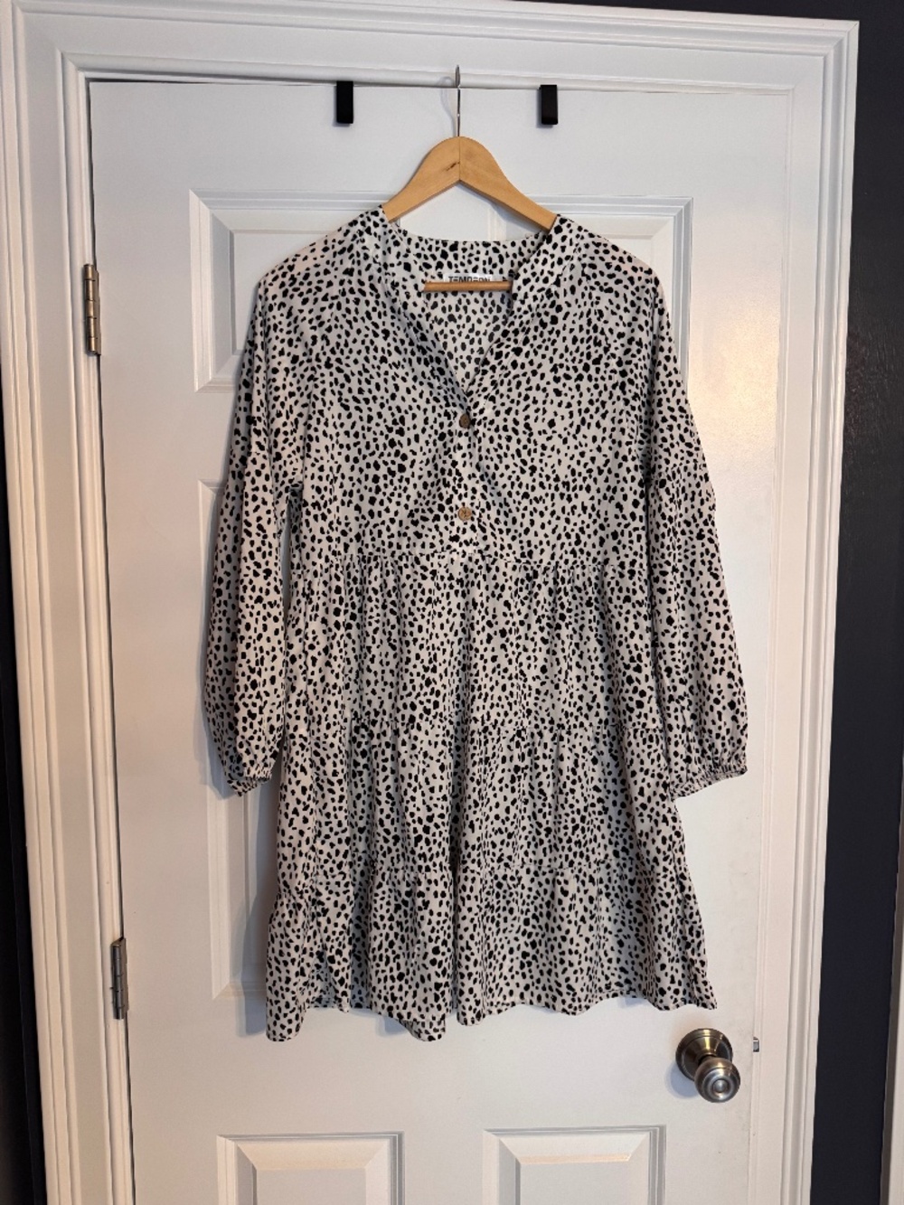 Temofon Mini Babydoll, A-Line Shift Dress. Size Small. Leopard Print